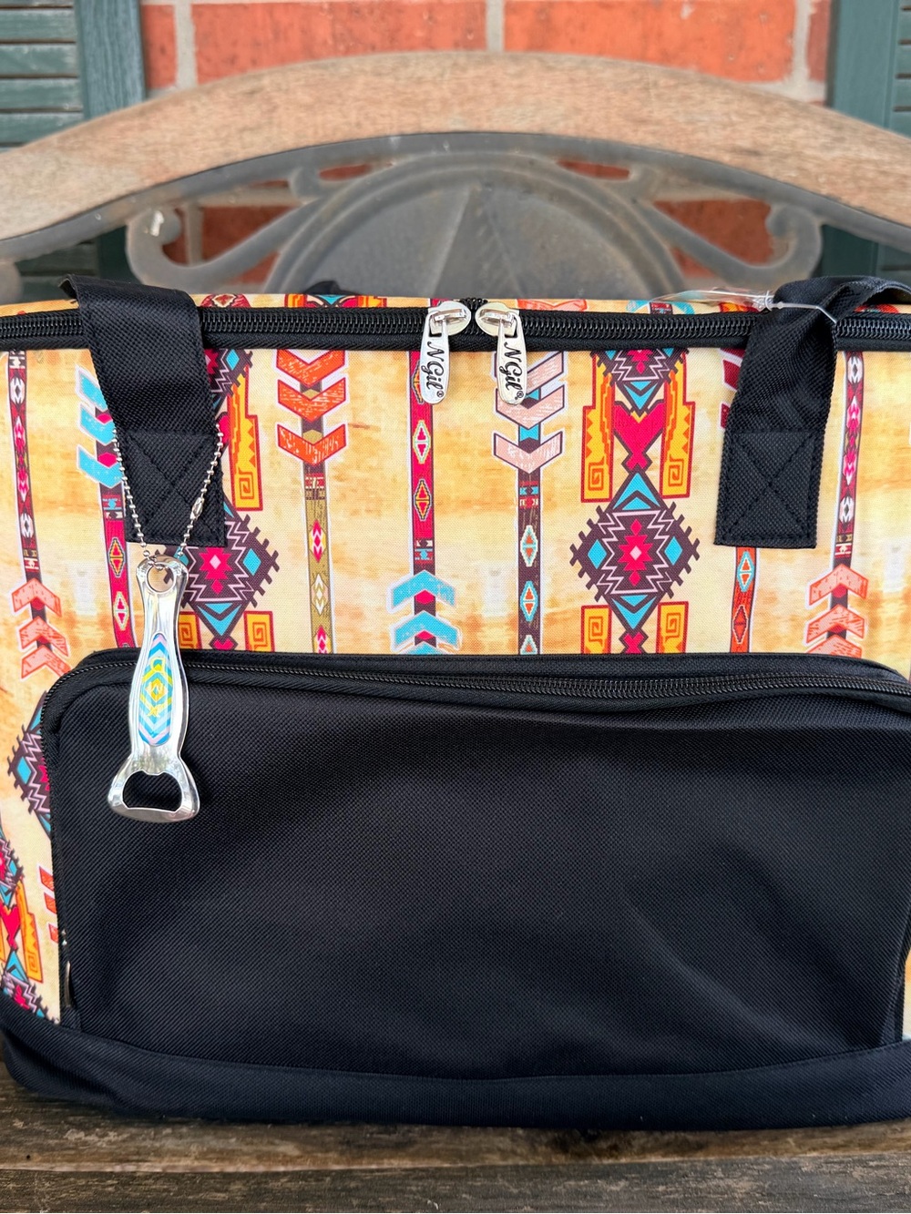 NWT Aztec Insulated Cooler Bag, beach pool food storage
